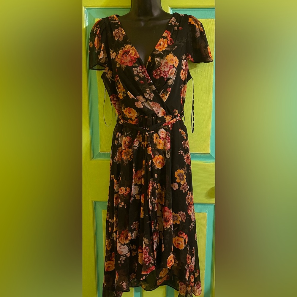 DKNY Women's Chiffon Flutter-Sleeve Tie-Waist Dress Floral Print Size 10